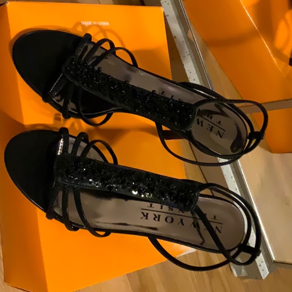 Transit Black Sandal